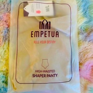 Empetua high-waisted shaper panty